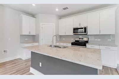 525 Longmount Cove, Liberty Hill, TX 78642 - Photo 10