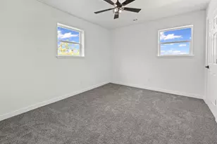 173 Kahalulu Dr, Bastrop, TX 78602 - Photo 24