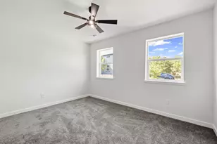 173 Kahalulu Dr, Bastrop, TX 78602 - Photo 20