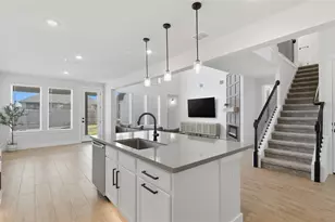 195 Grand Cyn Wy, Kyle, TX 78640 - Photo 18