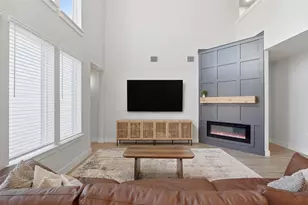 195 Grand Cyn Wy, Kyle, TX 78640 - Photo 6