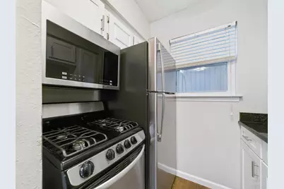 2401 Manor Road #136, Austin, TX 78722 - Photo 4