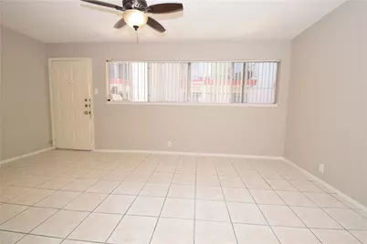 2404 Longview Street #103, Austin, TX 78705 - Photo 12