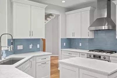 5301 Deerwood Lane, Austin, TX 78730 - Photo 12