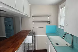 711 W 35th St, Austin, TX 78705 - Photo 6