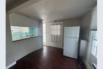 711 W 35th Street #B, Austin, TX 78705 - Photo 4