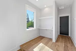 2921 Lyons Rd, Austin, TX 78702 - Photo 12