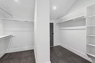 2921 Lyons Rd, Austin, TX 78702 - Photo 4