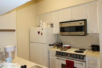 612 Park Place #202, Austin, TX 78705 - Photo 8