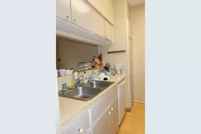 612 Park Place #202, Austin, TX 78705 - Photo 10