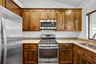 12800 Meehan Dr, Austin, TX 78727 - Photo 10