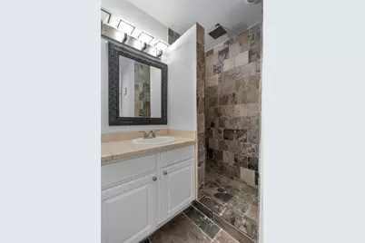 2018 W Rundberg Lane #16D, Austin, TX 78758 - Photo 16