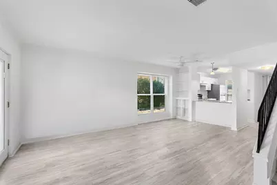 2018 W Rundberg Lane #16D, Austin, TX 78758 - Photo 4
