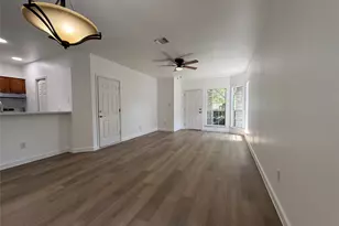 1621 Parkfield Cir, Round Rock, TX 78664 - Photo 4