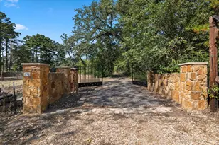 138 Forest Ln, Bastrop, TX 78602 - Photo 1