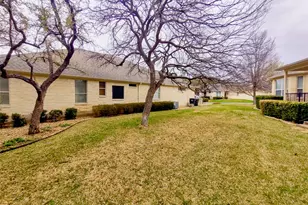 416 Brazos Dr, Georgetown, TX 78628 - Photo 26