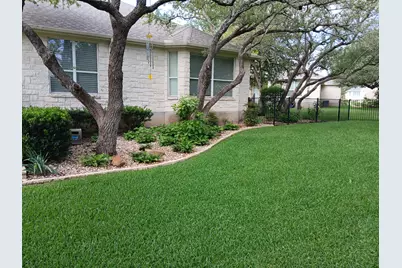 416 Brazos Drive, Georgetown, TX 78628 - Photo 2
