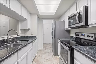 512 Eberhart Lane #1402, Austin, TX 78745 - Photo 1