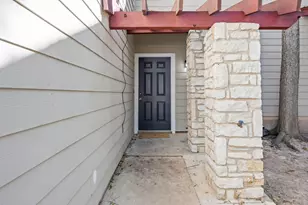 512 Eberhart Ln, Austin, TX 78745 - Photo 2