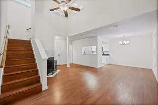 512 Eberhart Ln, Austin, TX 78745 - Photo 6