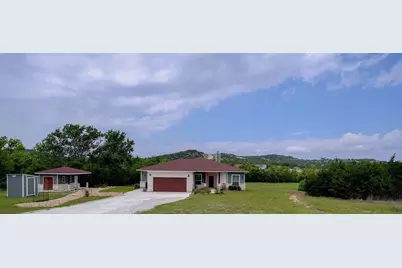 202 Falling Oak Drive, Blanco, TX 78606 - Photo 4