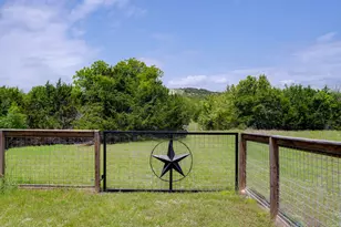 202 Falling Oak Dr, Blanco, TX 78606 - Photo 26
