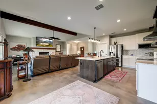 202 Falling Oak Dr, Blanco, TX 78606 - Photo 14