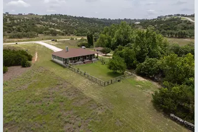 202 Falling Oak Drive, Blanco, TX 78606 - Photo 2