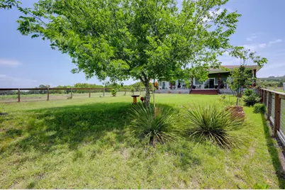 202 Falling Oak Drive, Blanco, TX 78606 - Photo 28