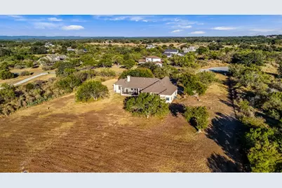 104 Running Brook Trail, Spicewood, TX 78669 - Photo 32