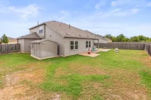 136 Copper Ln, Kyle, TX 78640 - Photo 8