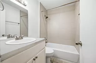 2412 Burleson Ct, Austin, TX 78741 - Photo 12