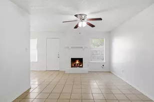 2412 Burleson Ct, Austin, TX 78741 - Photo 4