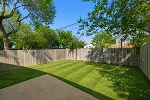 2412 Burleson Ct, Austin, TX 78741 - Photo 18