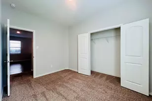 401 Liberty Meadows Dr, Liberty Hill, TX 78642 - Photo 14