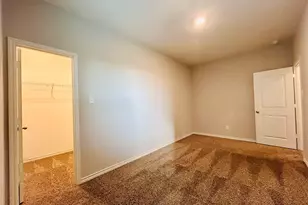 401 Liberty Meadows Dr, Liberty Hill, TX 78642 - Photo 16