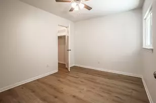 5720 Shreveport Dr, Austin, TX 78727 - Photo 16