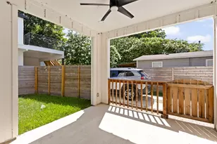 2717 Lyons Rd, Austin, TX 78702 - Photo 16