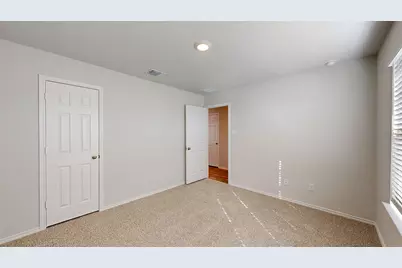 120 McNamara Court, Jarrell, TX 76537 - Photo 16