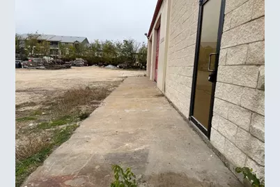 1603 Northwest Boulevard #Bldg B, Georgetown, TX 78628 - Photo 6