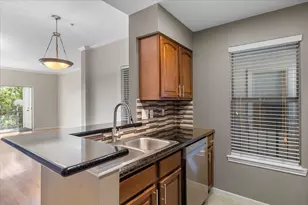 6000 Shepherd Mountain Cove, Austin, TX 78730 - Photo 4