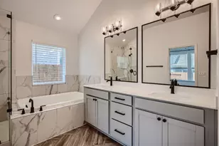 7904 Gilwice Ln, Austin, TX 78744 - Photo 14