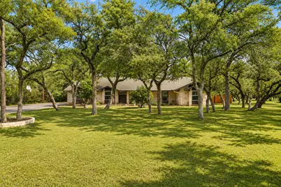 136 Valley View Road, Georgetown, TX 78633 - Photo 2