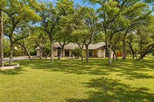 136 Valley View Rd, Georgetown, TX 78633 - Photo 1