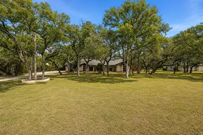 136 Valley View Road, Georgetown, TX 78633 - Photo 10