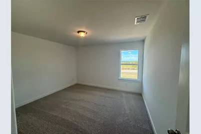 112 Quail Convey Drive, Jarrell, TX 76537 - Photo 14