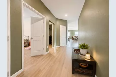 2832 Green Finch, New Braunfels, TX 78130 - Photo 2