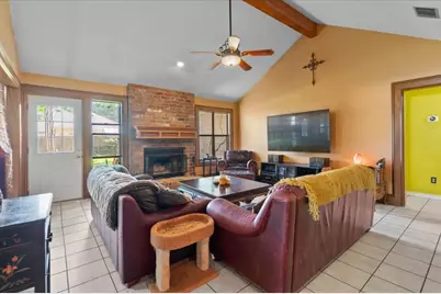 406 Willow Wood Drive, Pflugerville, TX 78660 - Photo 2
