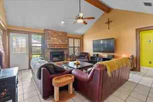 406 Willow Wood Dr, Pflugerville, TX 78660 - Photo 2
