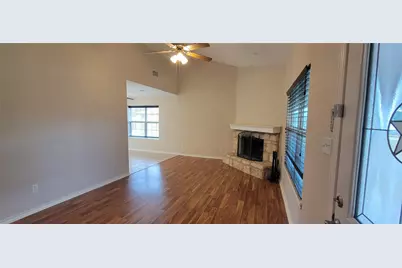 195 Cardinal Drive, Paige, TX 78659 - Photo 4
